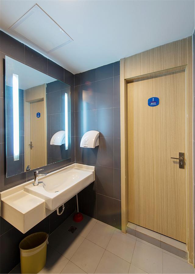 Hanting Hotel Shanghai People'S Square Dagu Road מראה חיצוני תמונה