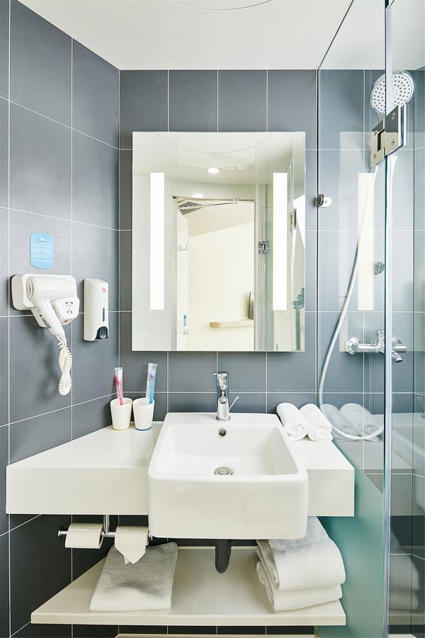 Hanting Hotel Shanghai People'S Square Dagu Road מראה חיצוני תמונה